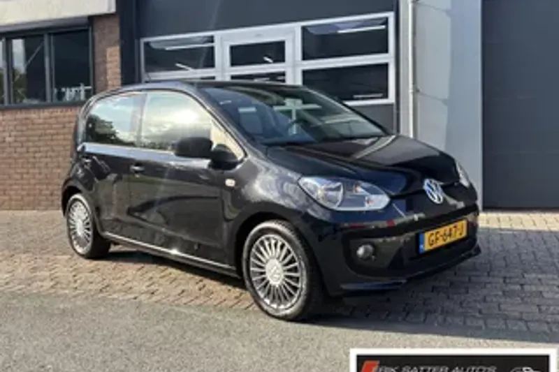Volkswagen Up! (2015)