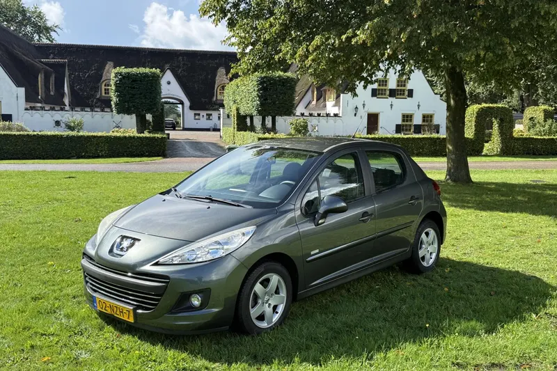 Peugeot 207 (2011)