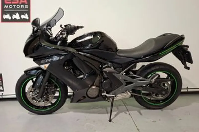 Kawasaki Er-6f (2008)