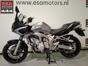 Yamaha FZ 6S Fazer (2006) — foto 1