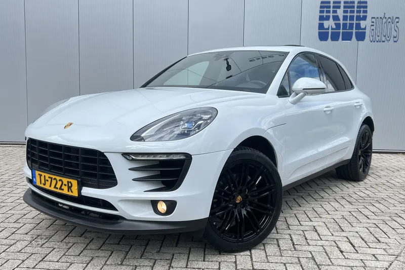 Porsche Macan (2018)