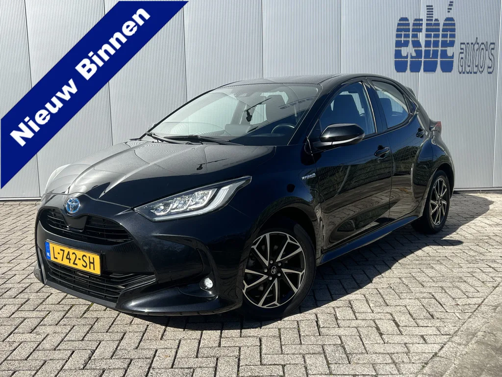 Toyota Yaris (2021) — foto 1