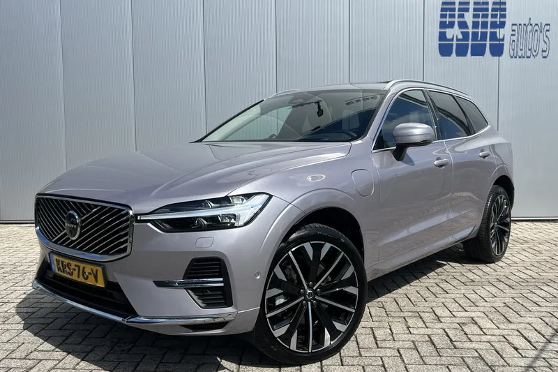 Volvo XC60 (2025)