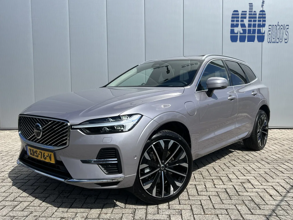 Volvo XC60 (2025) — foto 1