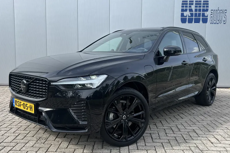 Volvo XC60 (2024)