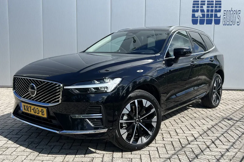 Volvo XC60 (2025)