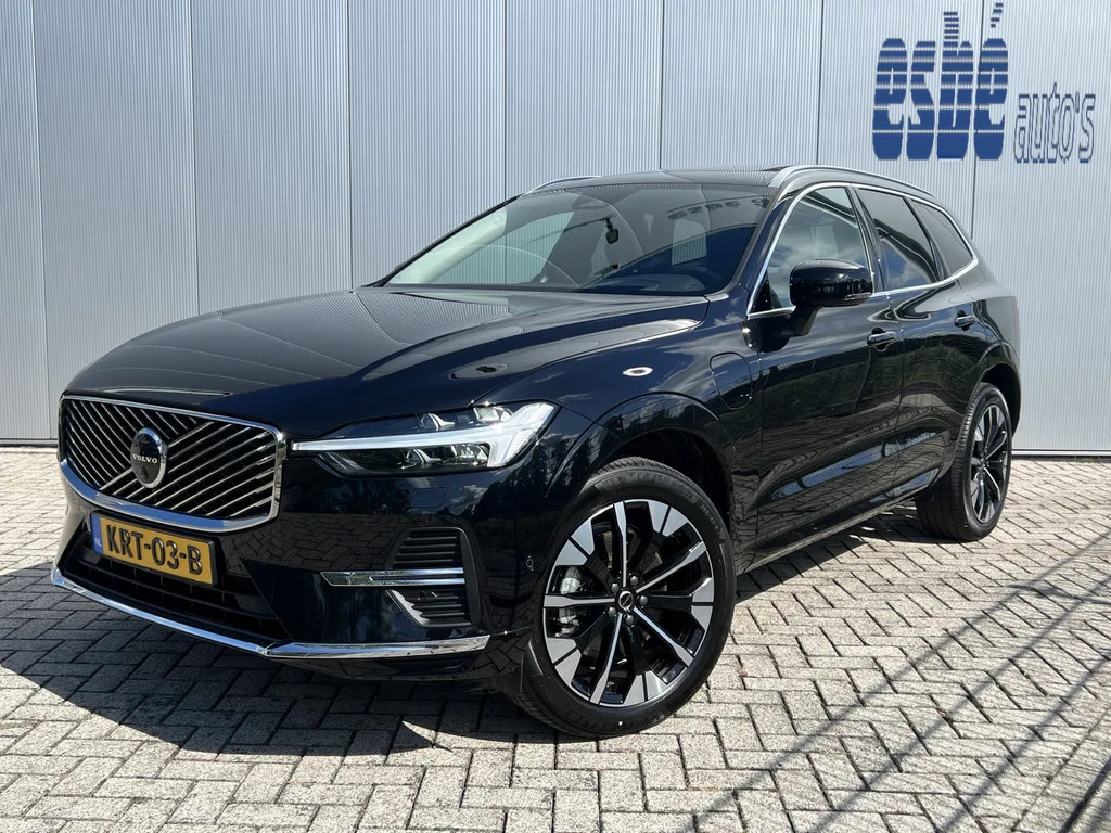 Volvo XC60 (2025) — foto 1