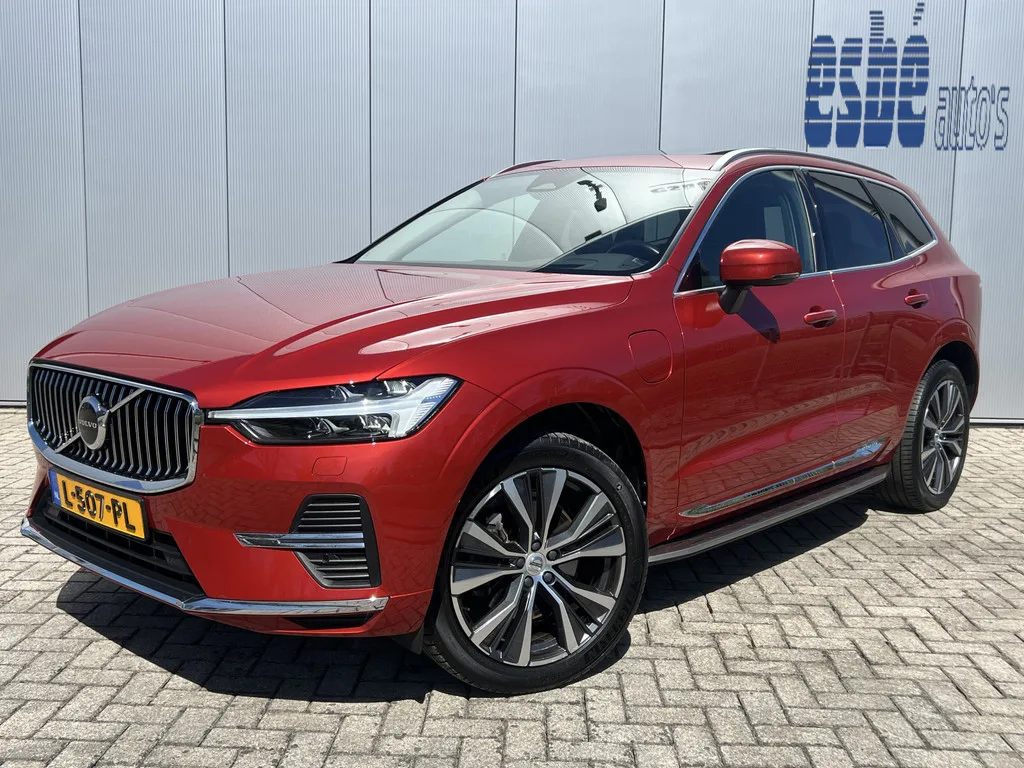 Volvo XC60 (2021) — foto 1