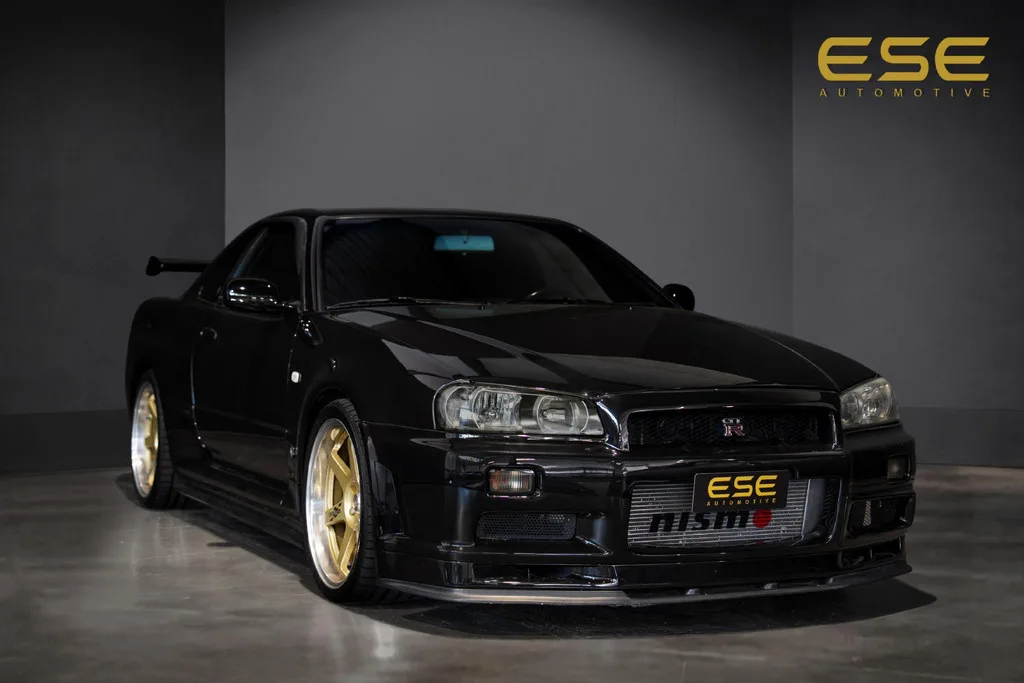 Nissan Skyline (1999) — foto 1