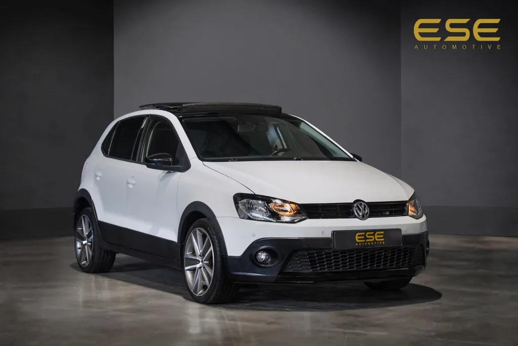 Volkswagen Polo (2015) — foto 1