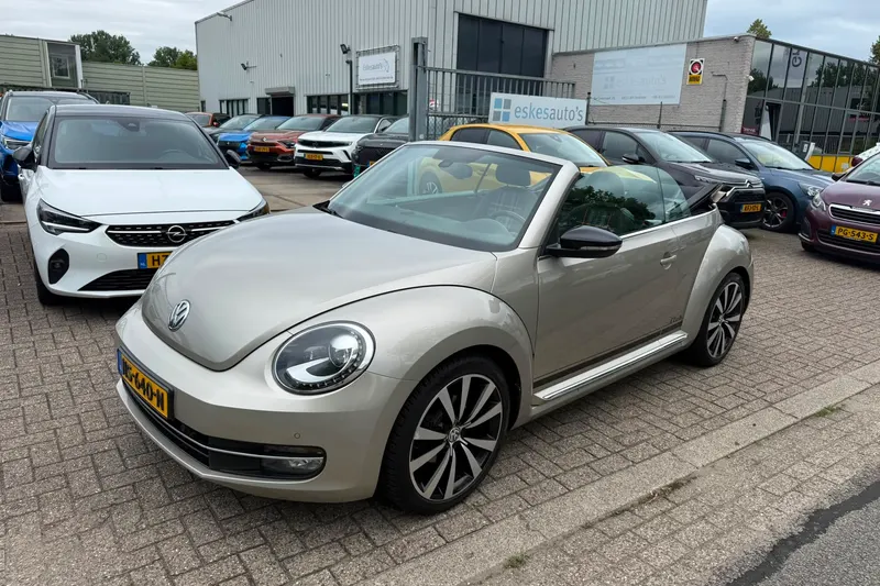 Volkswagen Beetle (2016)