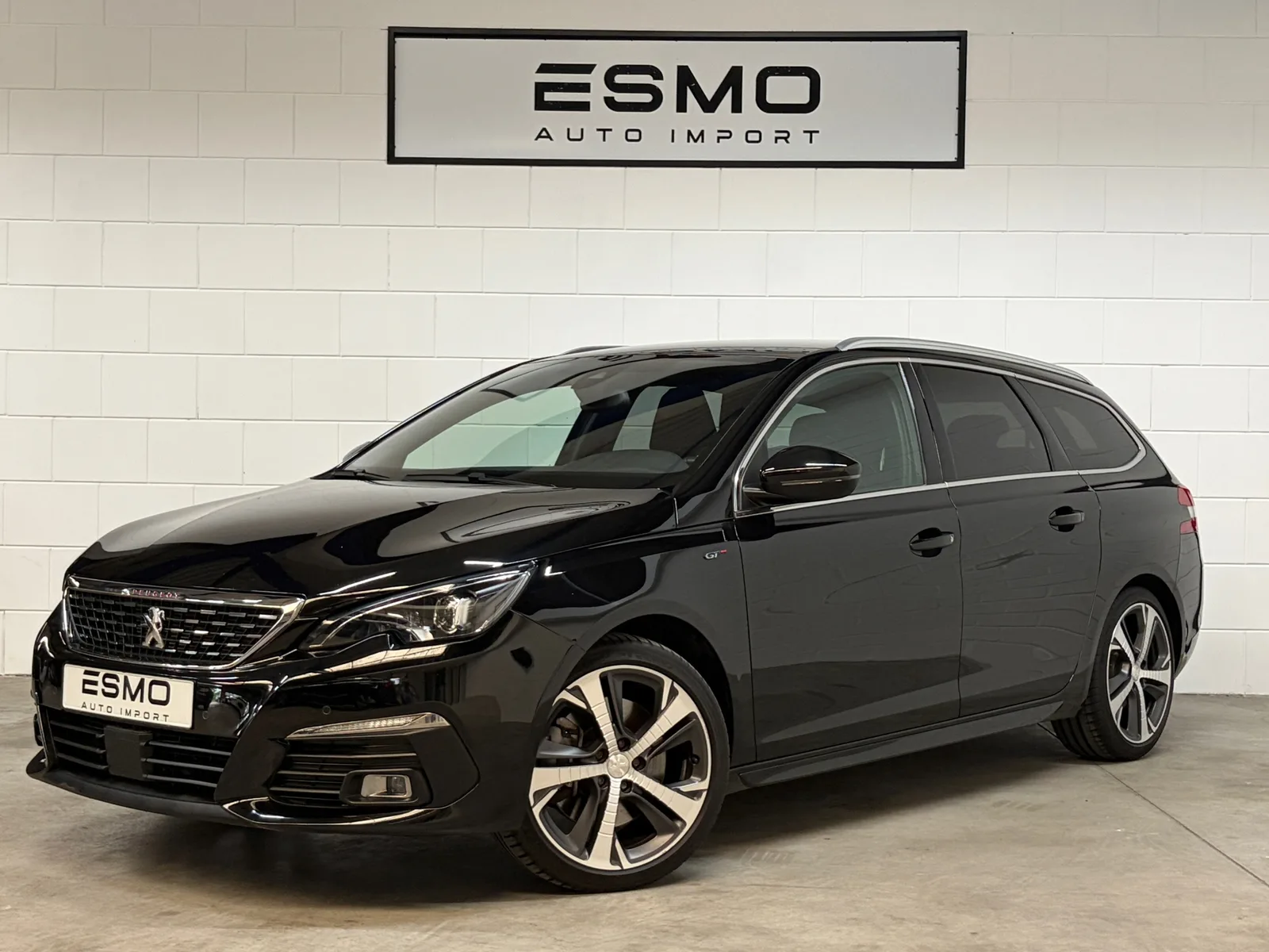 Peugeot 308 (2019) — foto 1