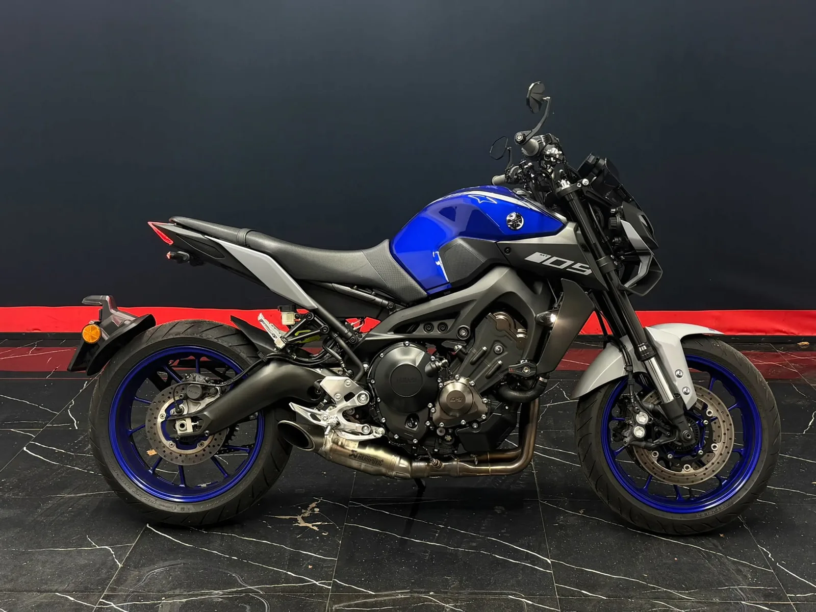 Yamaha MT-09 (2020) — foto 1