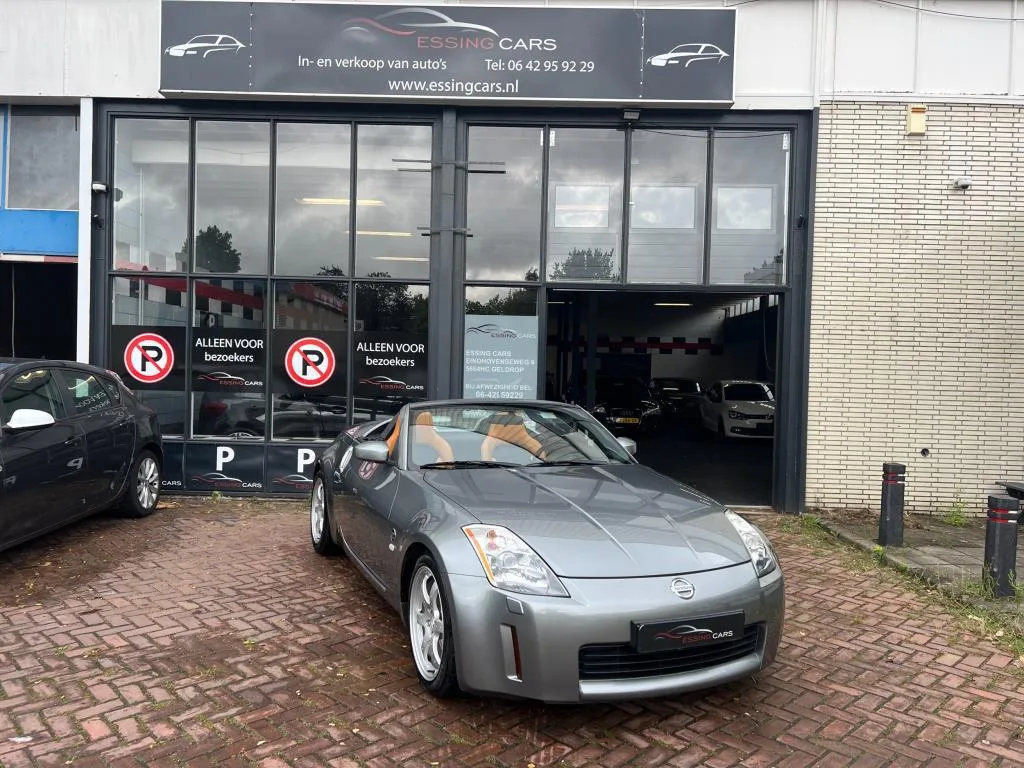 Nissan 350Z (2005) — foto 1