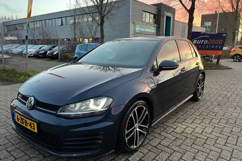 Volkswagen Golf (2014)