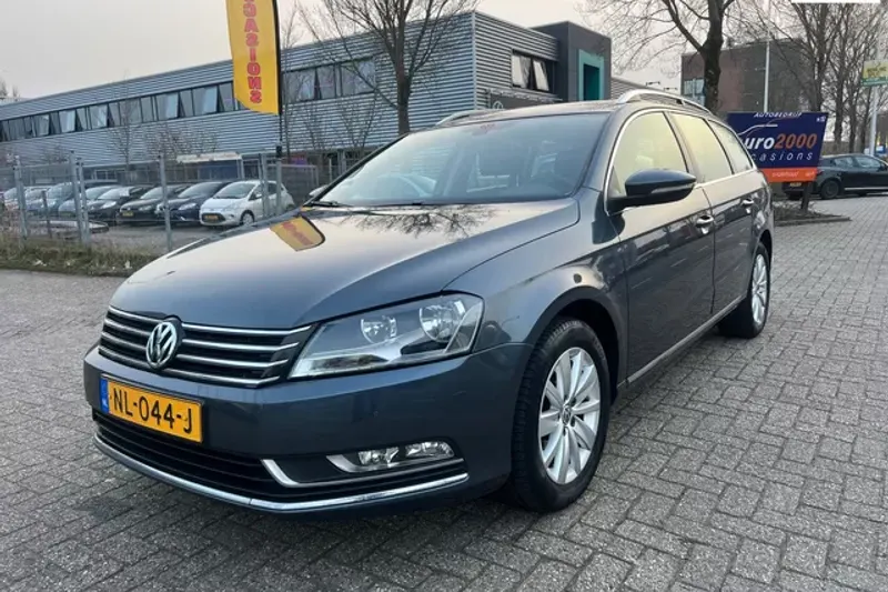 Volkswagen Passat (2012)
