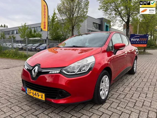 Renault Clio (2015) — foto 1