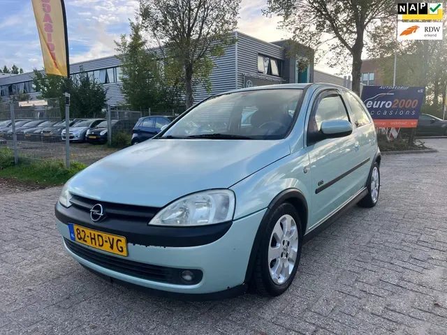 Opel Corsa (2001) — foto 1