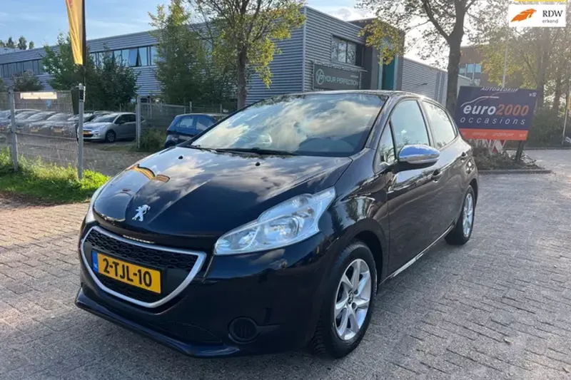 Peugeot 208 (2014)