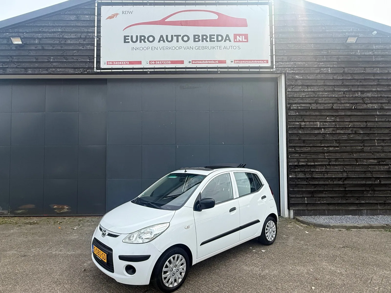 Hyundai i10 (2010) — foto 1