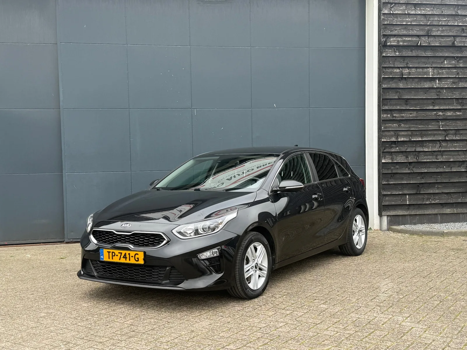 Kia Ceed (2018) — foto 1