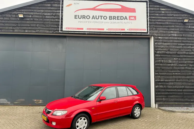 Mazda 323 Fastbreak (2002)
