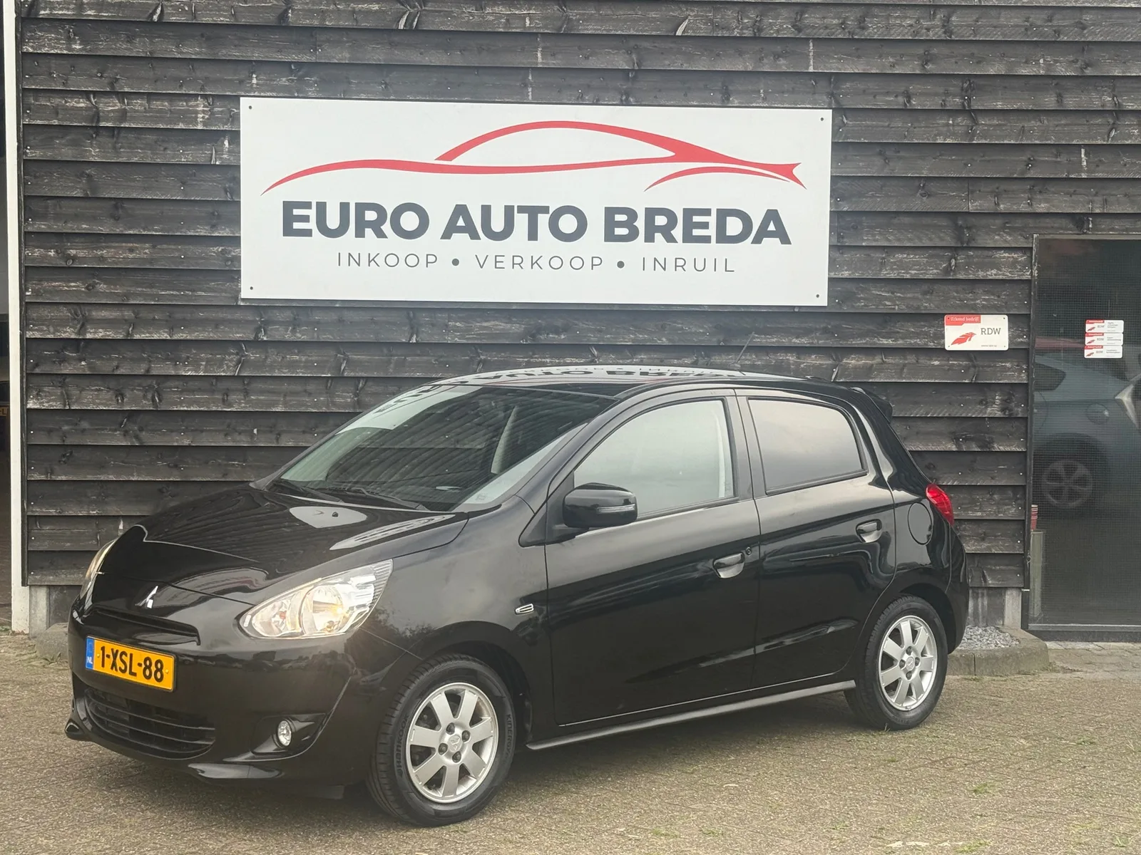 Mitsubishi Space Star (2014) — foto 1