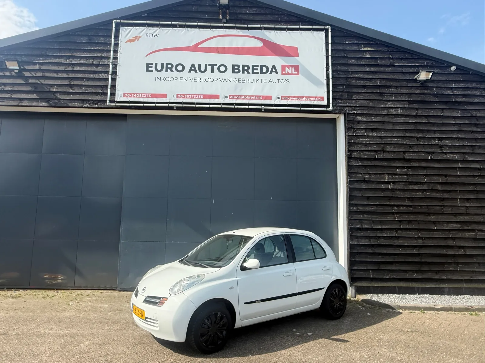 Nissan Micra (2003) — foto 1