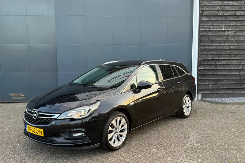 Opel Astra (2016)