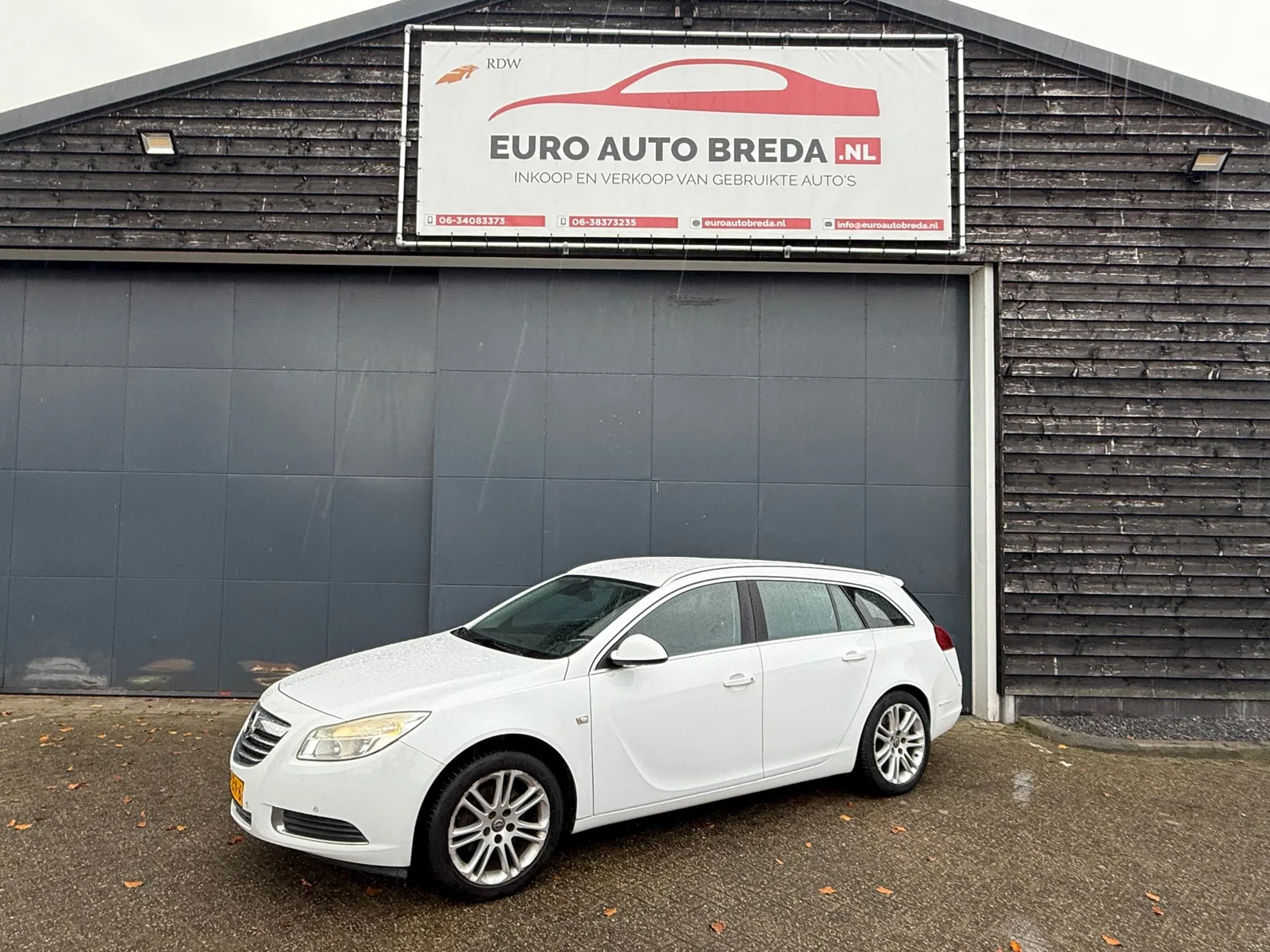 Opel Insignia Sports Tourer (2009) — foto 1