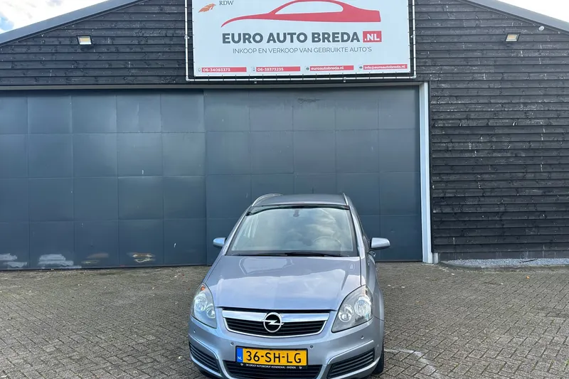 Opel Zafira (2006)
