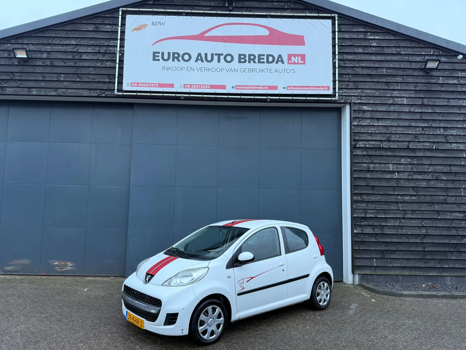 Peugeot 107 (2009) — foto 1