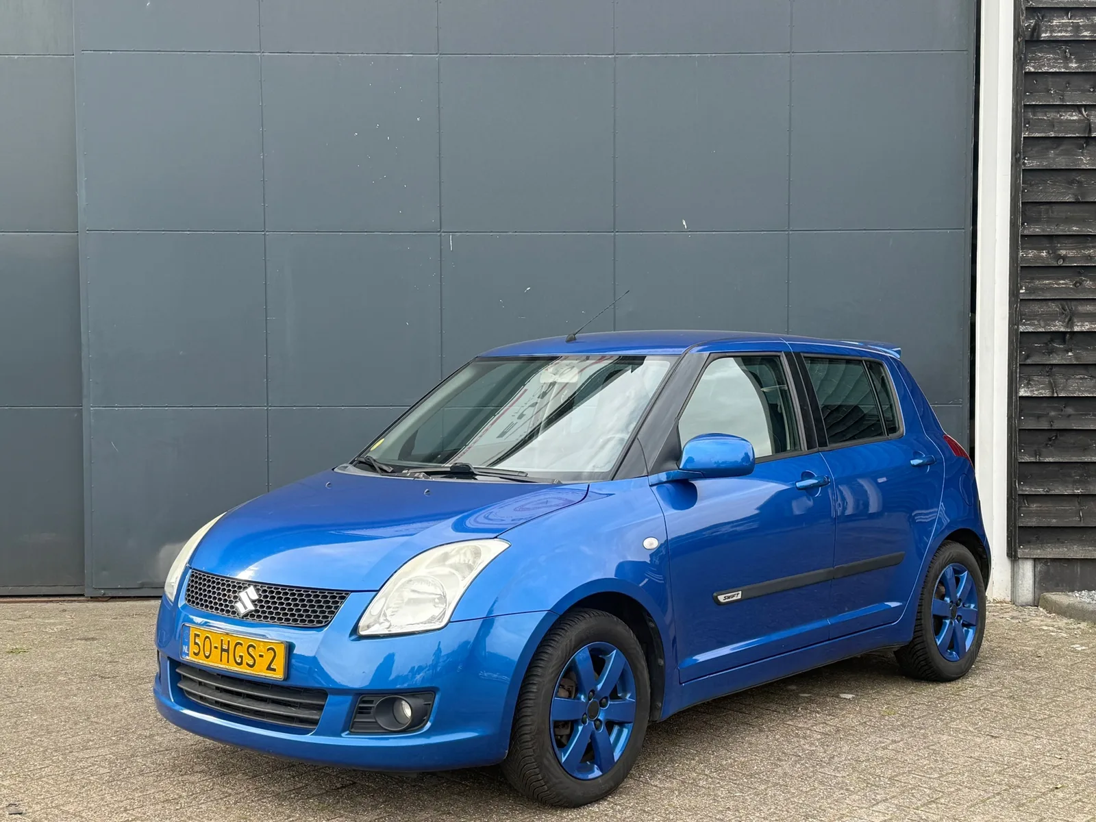 Suzuki Swift (2008) — foto 1