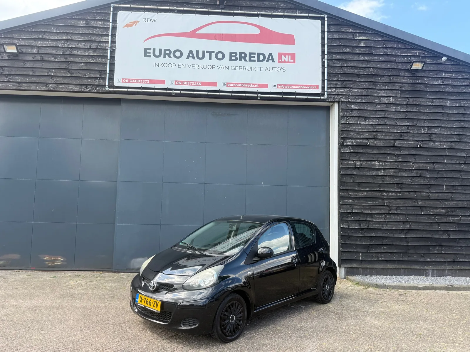 Toyota Aygo (2011) — foto 1