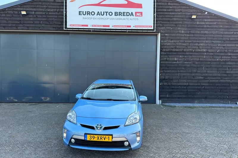 Toyota Prius (2012)