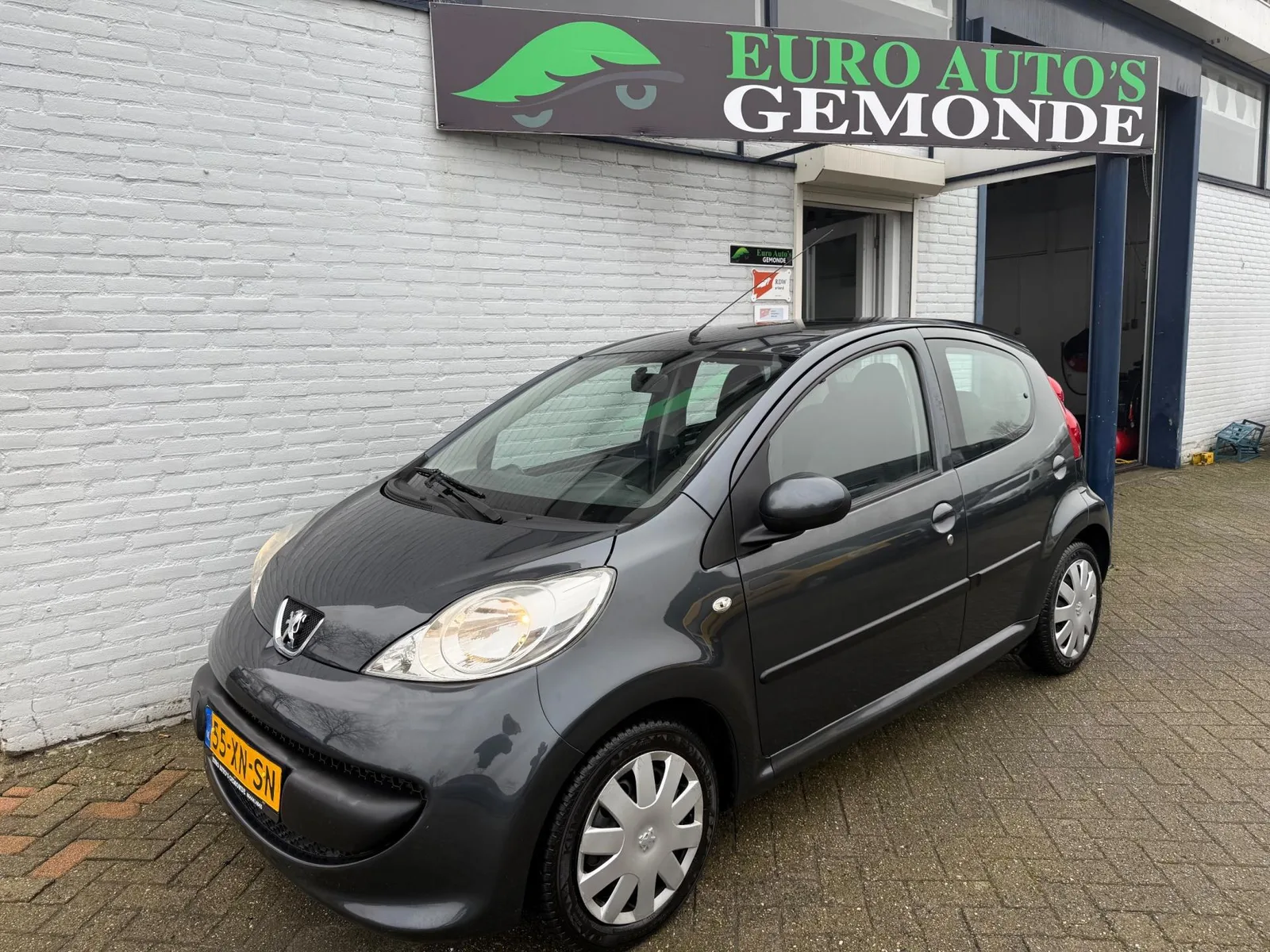 Peugeot 107 (2007) — foto 1