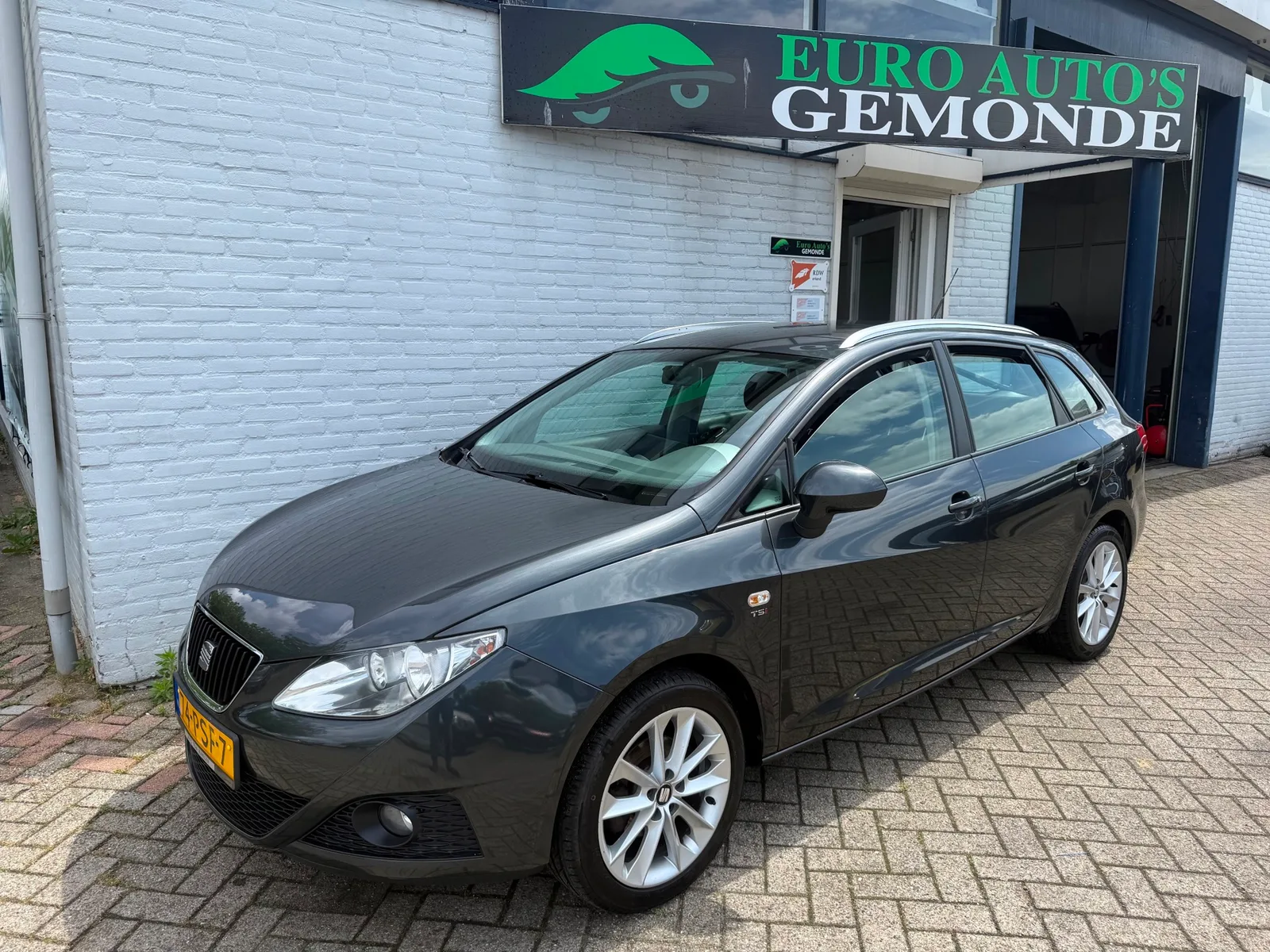 SEAT Ibiza (2011) — foto 1