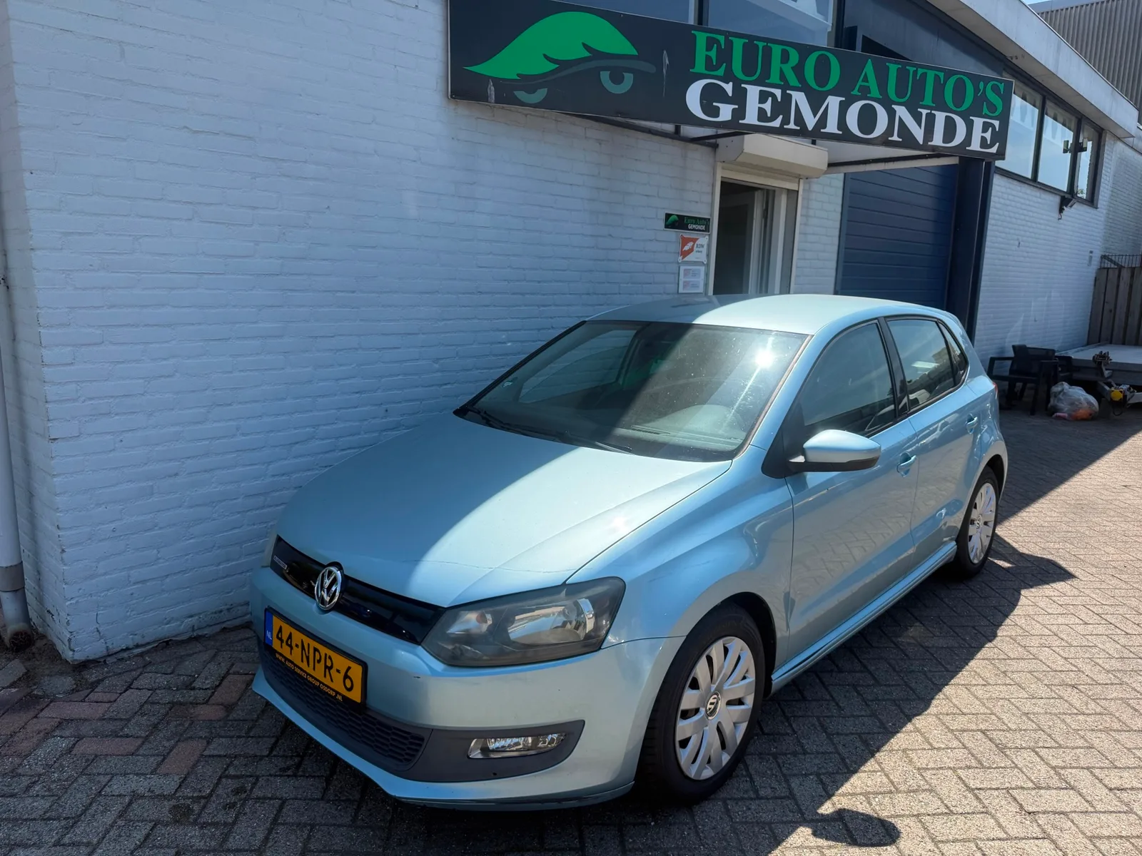 Volkswagen Polo (2010) — foto 1