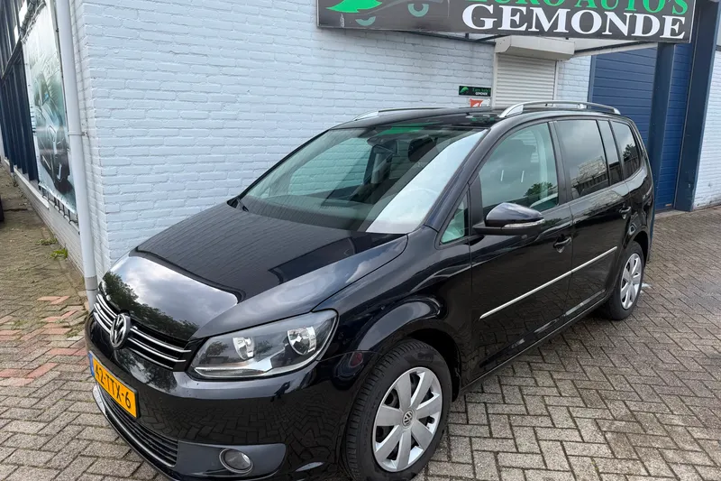 Volkswagen Touran (2012)