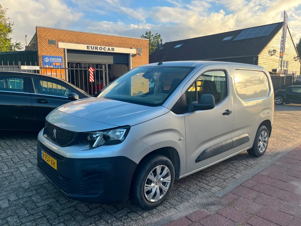 Peugeot Partner (2019) — foto 1