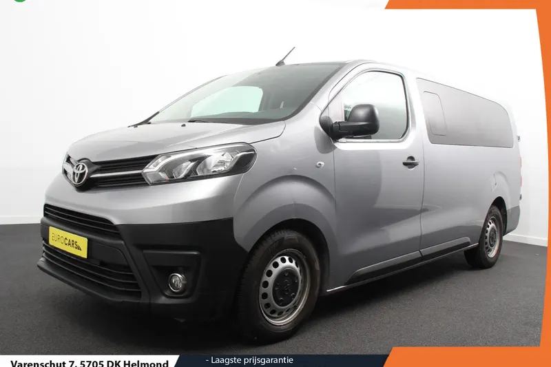 Toyota ProAce Shuttle (2022)