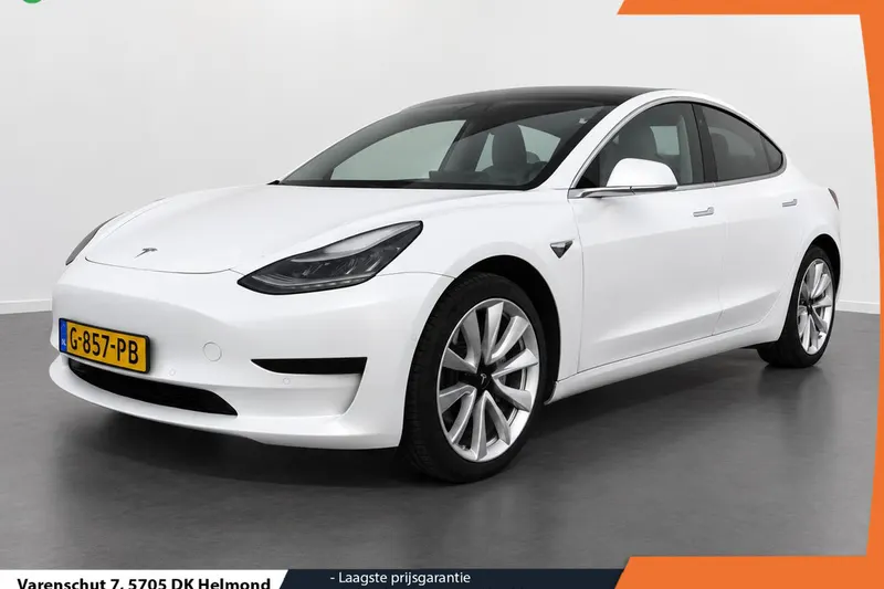 Tesla Model 3 (2019)