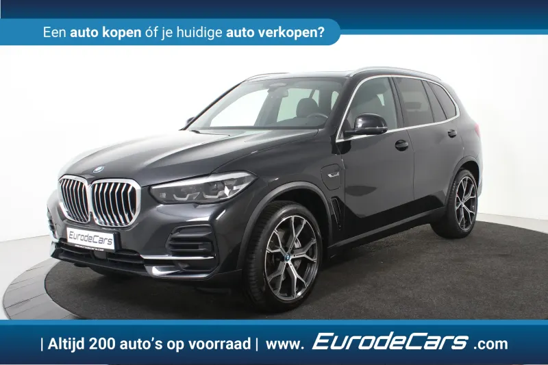 BMW X5 (2022)