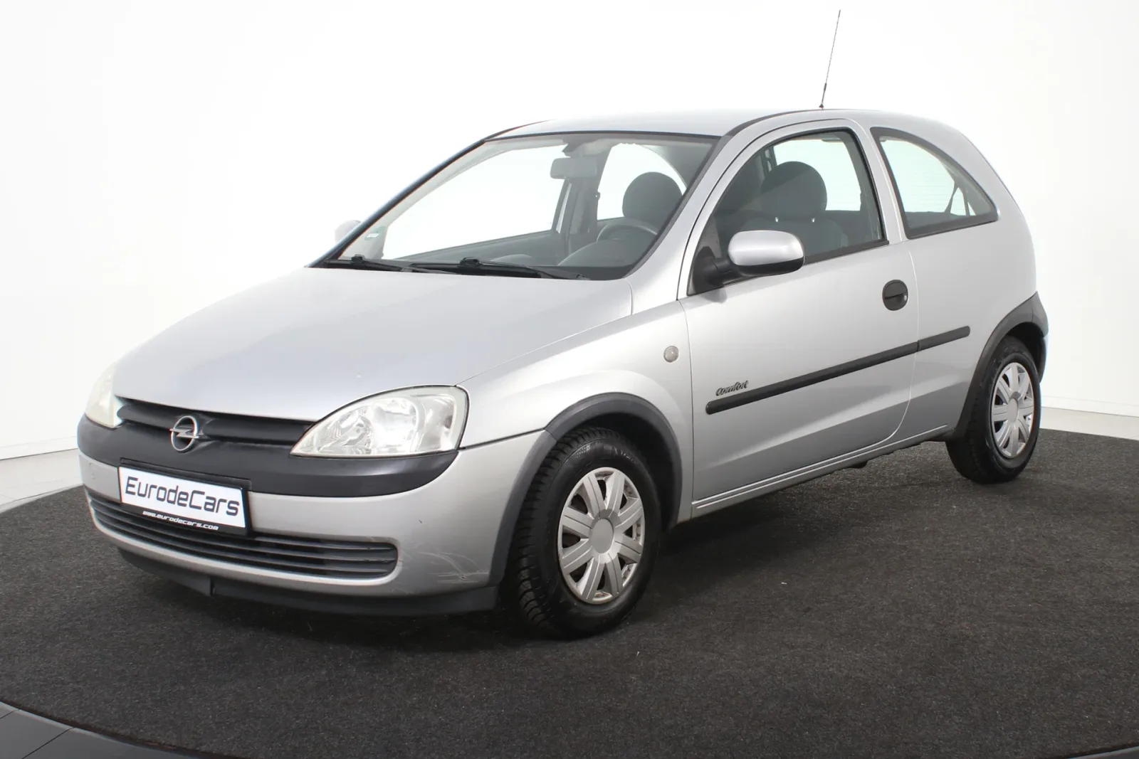 Opel Corsa (2001) — foto 1