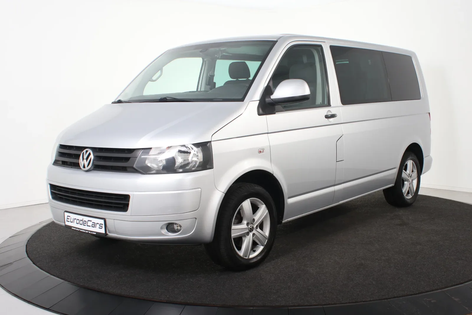 Volkswagen Transporter (2010) — foto 1