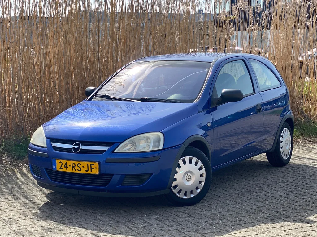 Opel Corsa (2005) — foto 1
