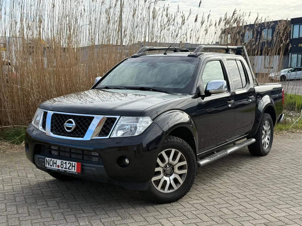 Nissan Navara (2011) — foto 1