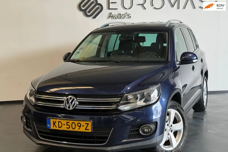 Volkswagen Tiguan (2015)