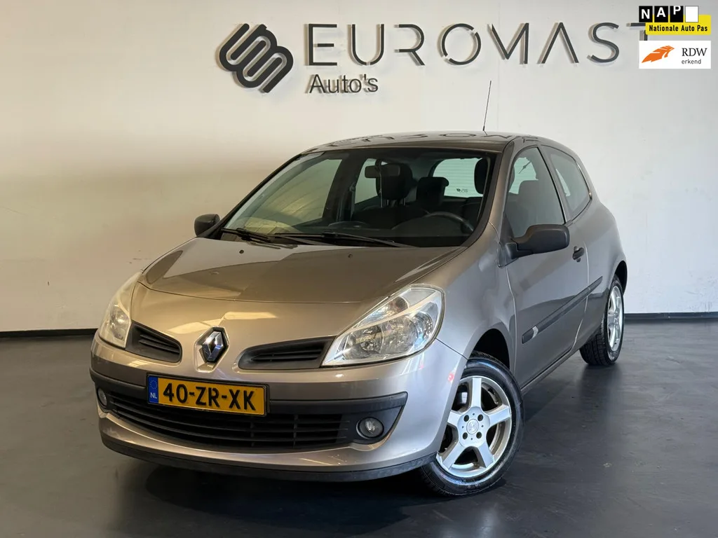 Renault Clio (2008) — foto 1