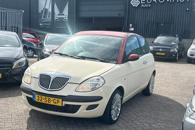 Lancia Ypsilon (2005)